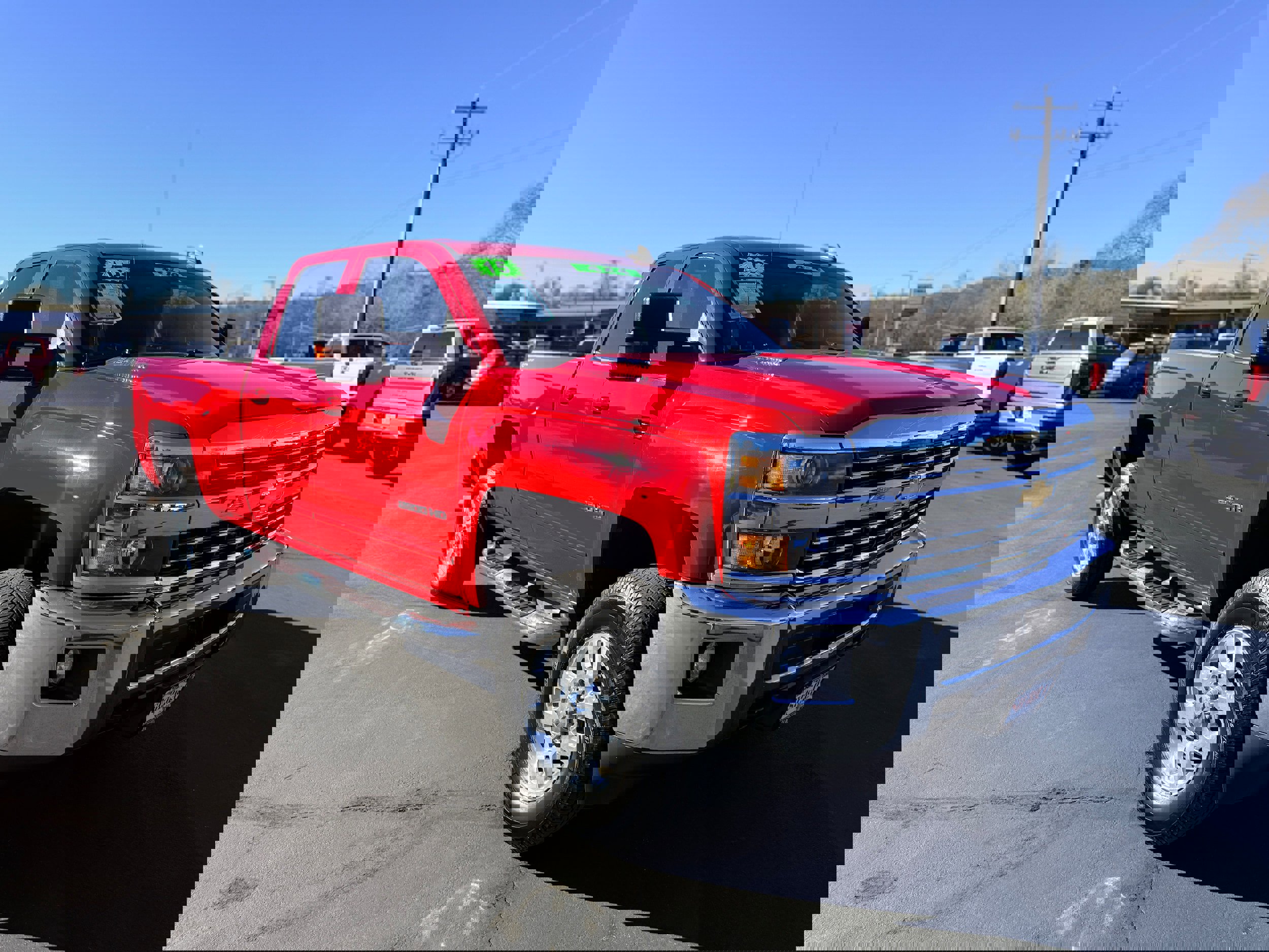 Used 2015 Chevrolet Silverado 2500 LT w/ LT Convenience Package image 4