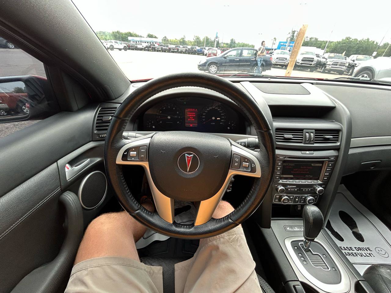 Used 2009 Pontiac G8 RWD image 28