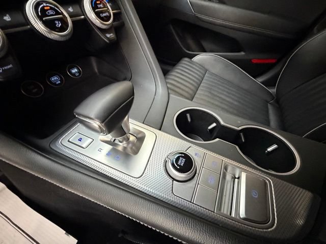 Used 2022 Genesis G70 3.3T AWD/4WD image 22