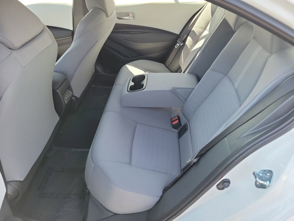 Used 2026 Toyota Corolla SE w/ SE Package image 25