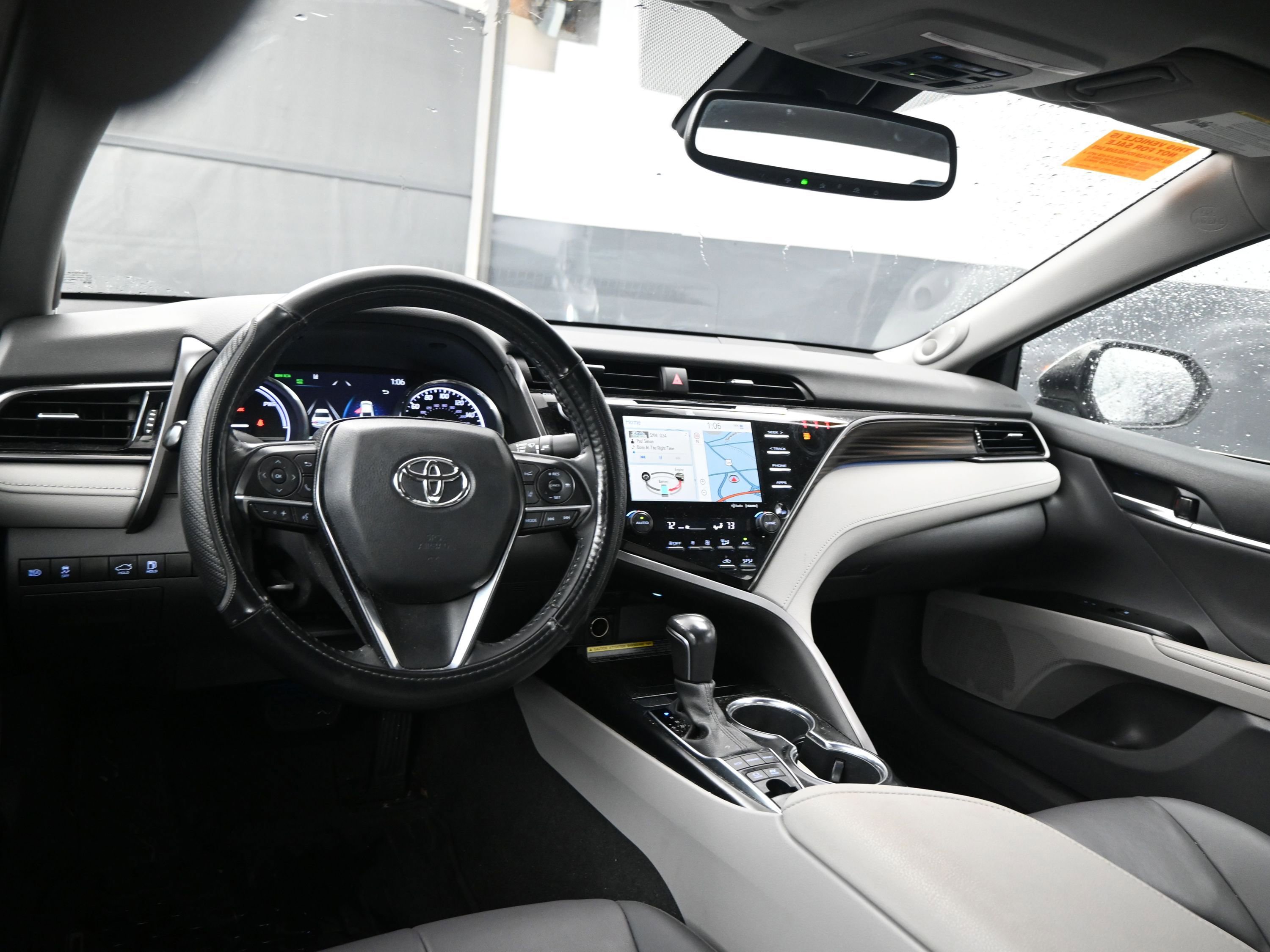 Certified 2020 Toyota Camry XLE w/ Sunroof Package image 19