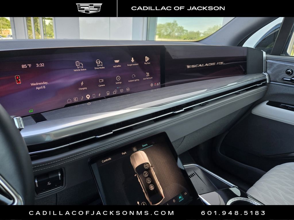 New 2026 Cadillac Escalade IQL Luxury AWD/4WD image 14