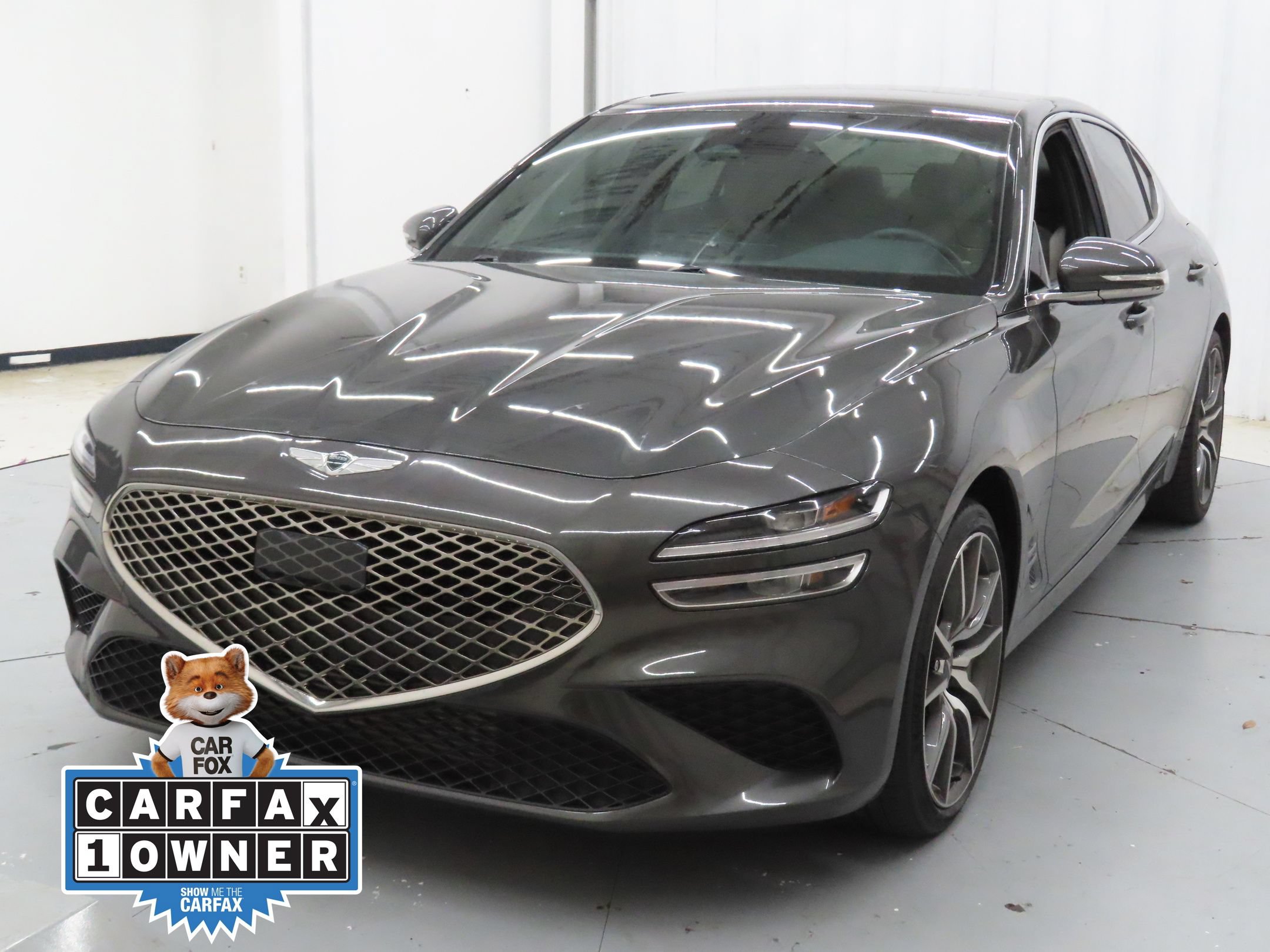 Used 2023 Genesis G70 3.3T RWD image 8