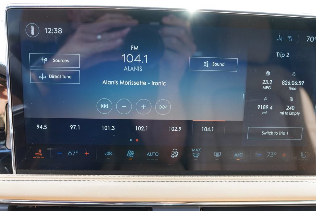 Used 2023 Lincoln Corsair Reserve w/ Jet Appearance Package AWD/4WD image 29