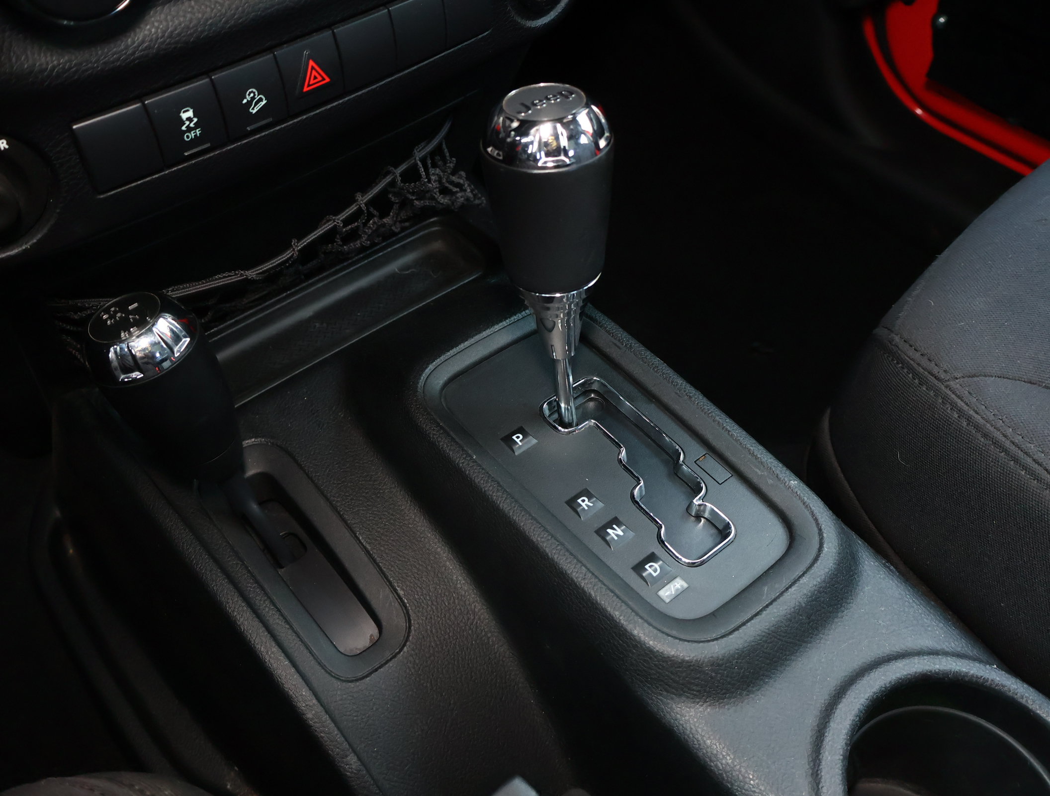 Used 2013 Jeep Wrangler Sport AWD/4WD image 14