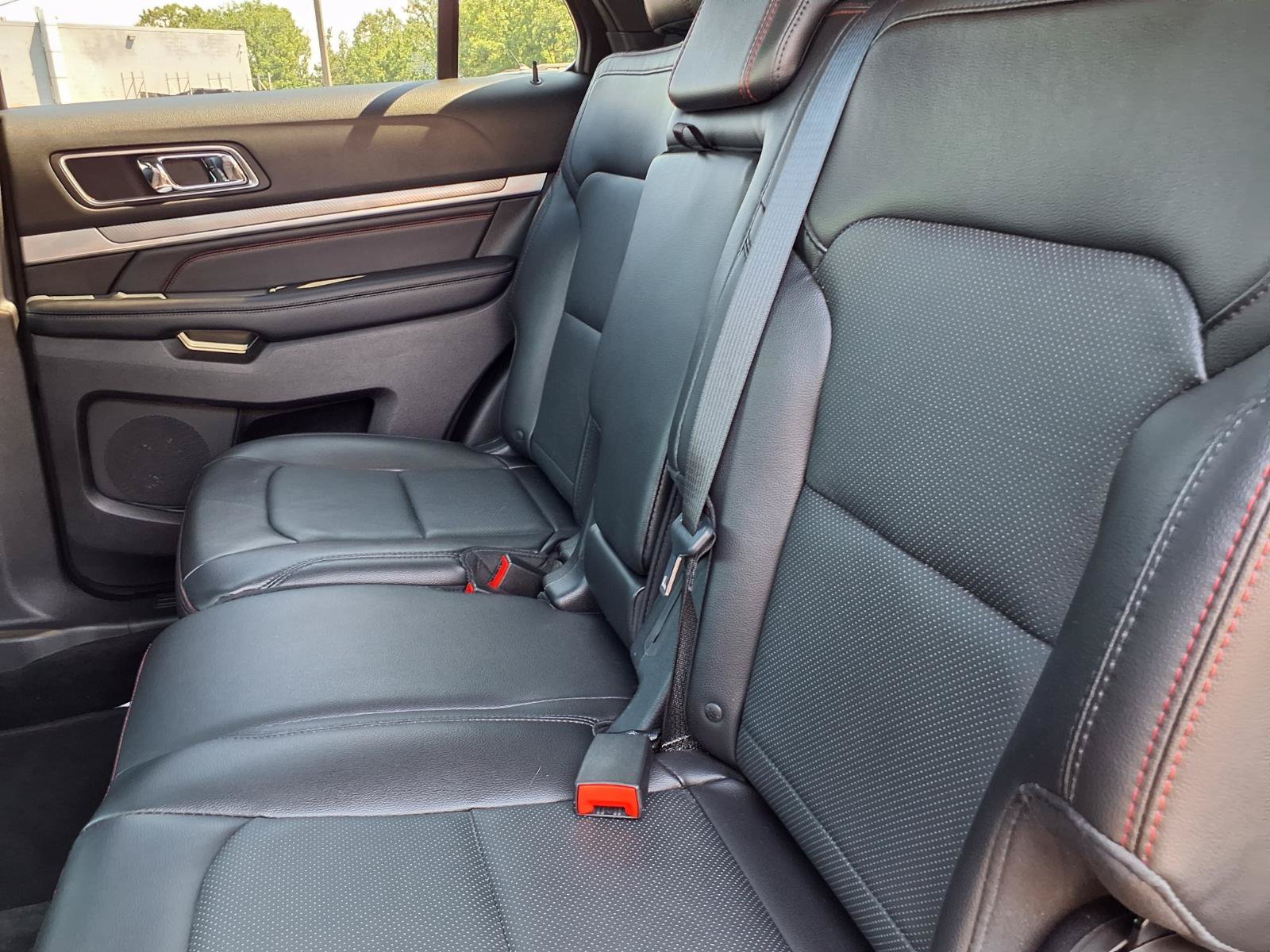 Used 2017 Ford Explorer Sport AWD/4WD image 7