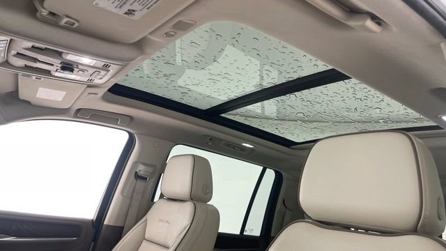 Used 2023 GMC Yukon XL Denali image 44