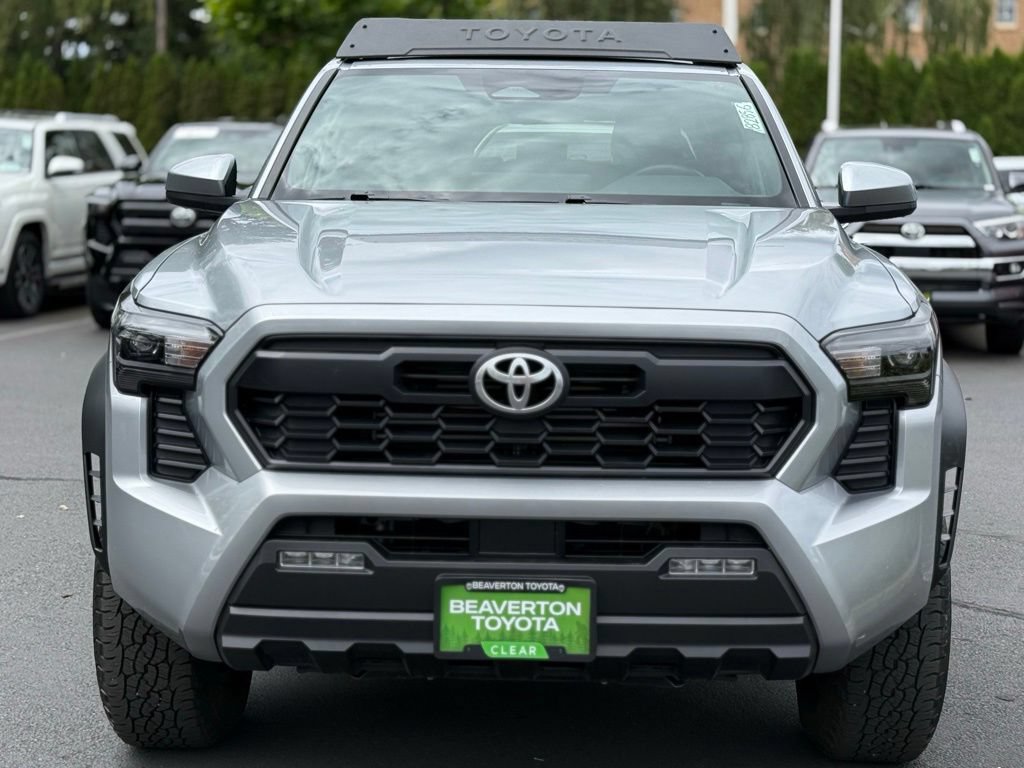 Used 2024 Toyota Tacoma TRD Off-Road AWD/4WD image 8