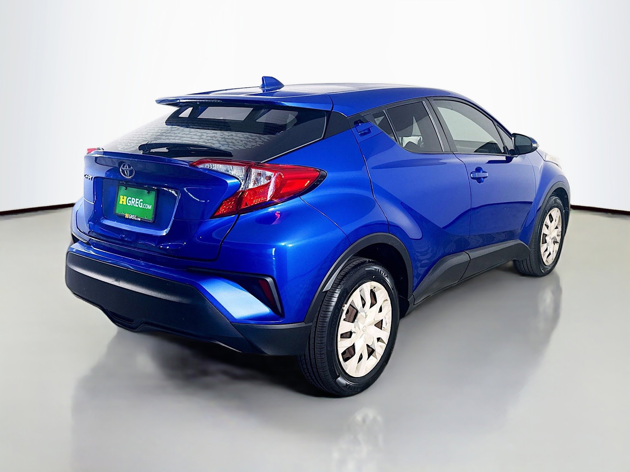 Used 2019 Toyota C-HR LE image 10