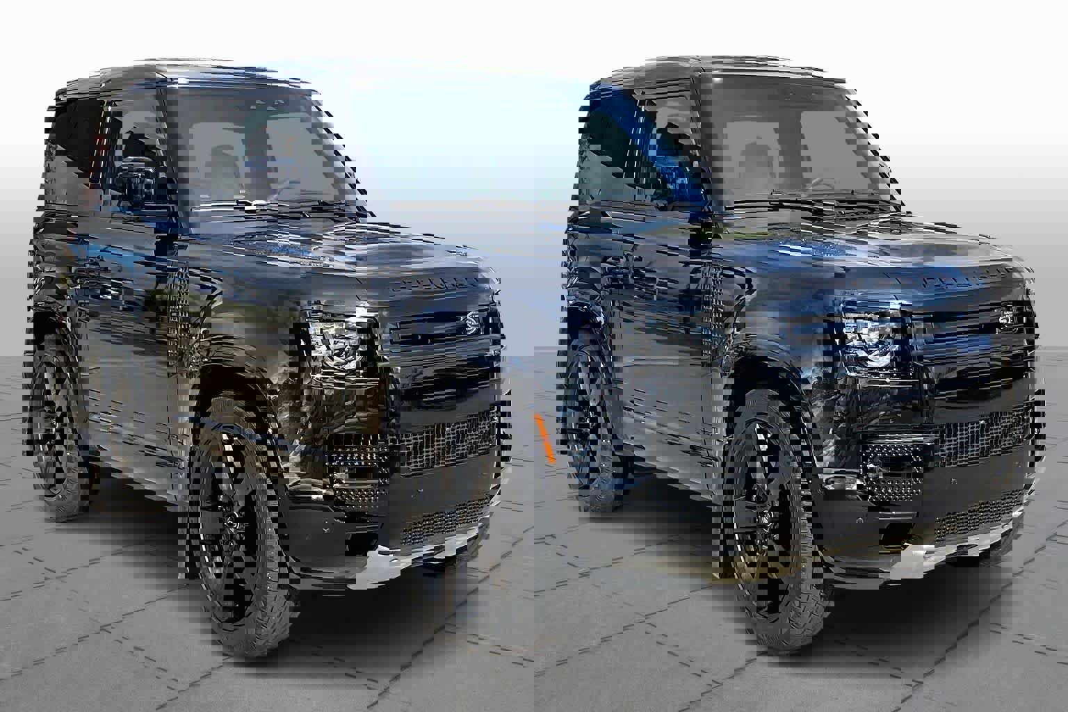 Used 2023 Land Rover Defender 90 V8 image 2