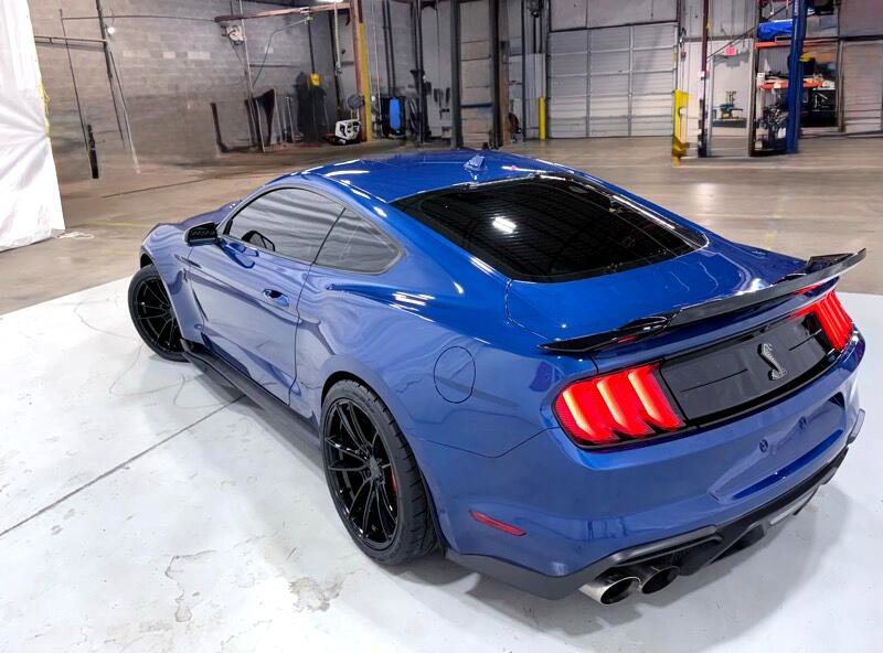 Used 2022 Ford Mustang Shelby GT500 w/ Carbon Fiber Track Pack image 9