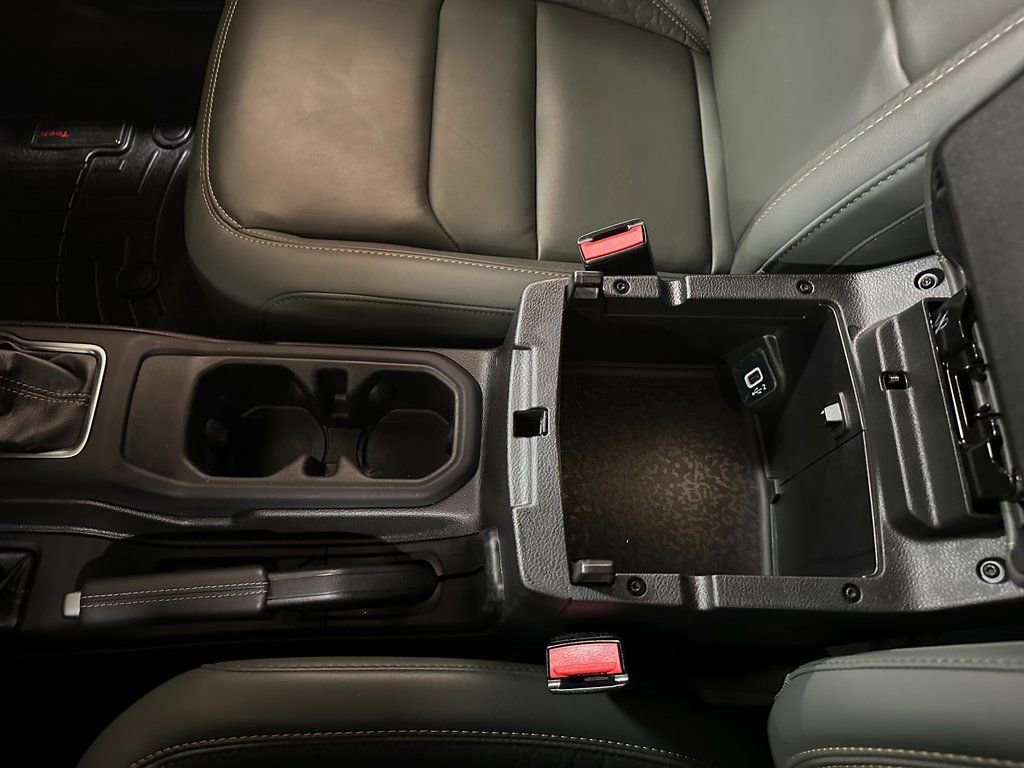 Used 2024 Jeep Wrangler High Altitude image 32