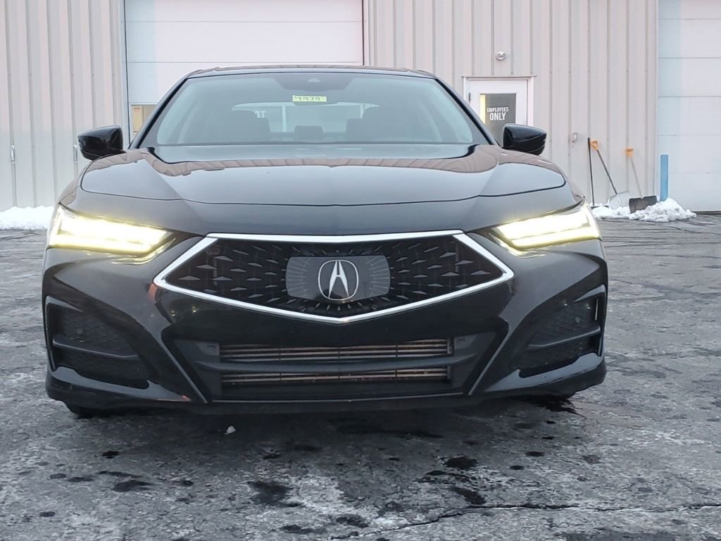 Used 2023 Acura TLX image 2