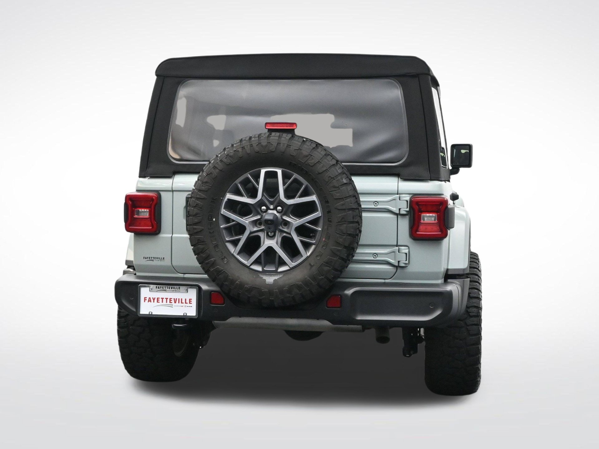 Used 2024 Jeep Wrangler Unlimited Sahara w/ Safety Group AWD/4WD image 7