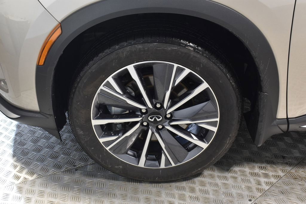 Certified 2026 INFINITI QX60 Luxe w/ Family Package image 37