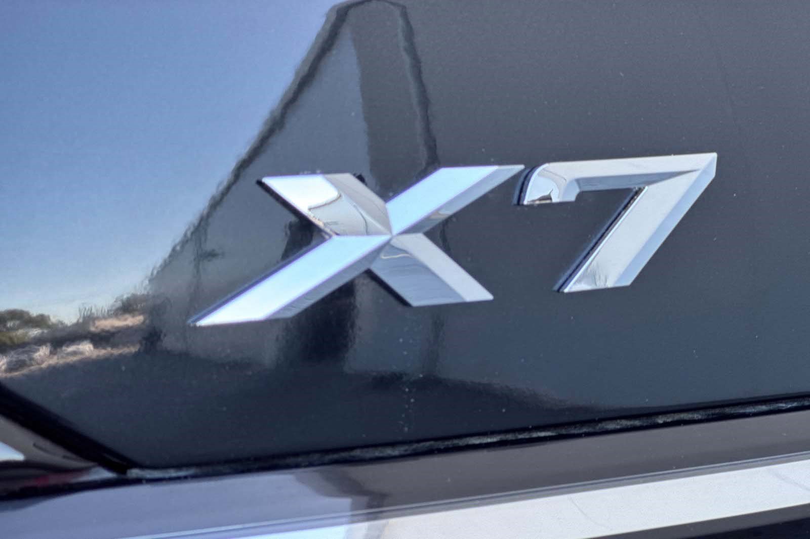 Used 2025 BMW X7 xDrive40i AWD/4WD image 21