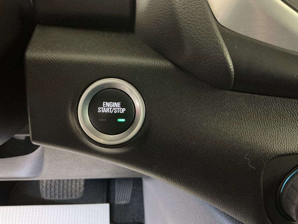 Used 2024 GMC Terrain SLE image 17