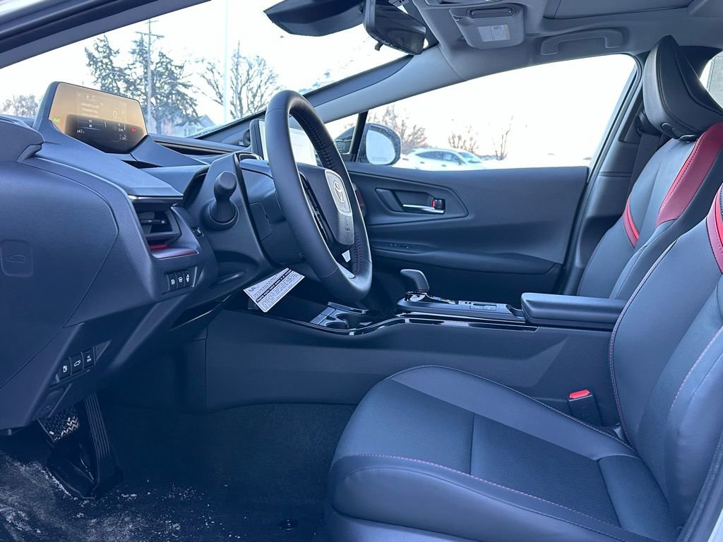 New 2026 Toyota Prius Plug-In Hybrid FWD image 9