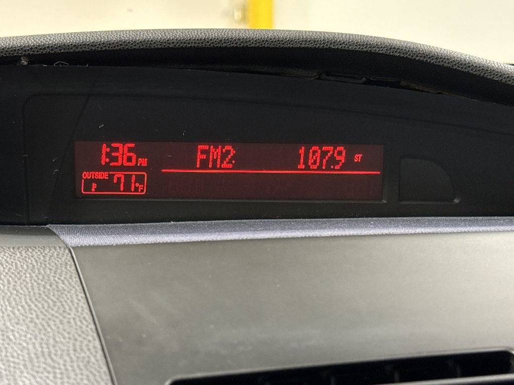 Used 2011 MAZDA MAZDA3 i Touring FWD image 14