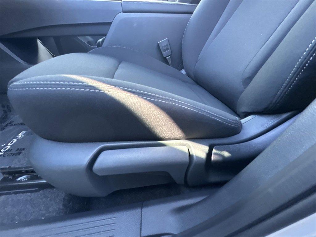 New 2026 Nissan Rogue S image 18