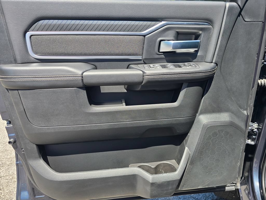 New 2026 RAM 3500 Big Horn AWD/4WD image 36