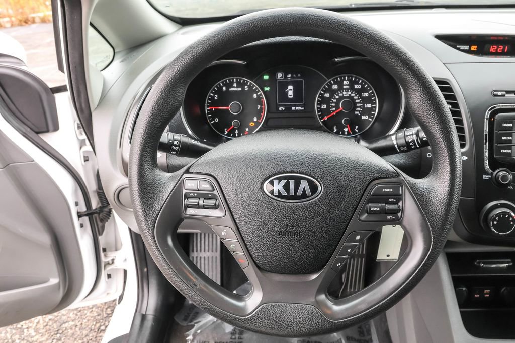 Used 2017 Kia Forte LX w/ LX Popular Package image 19