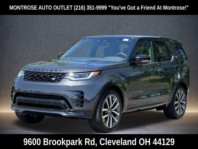 New 2024 Land Rover Discovery Dynamic SE image 37