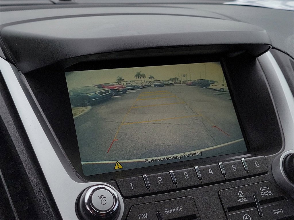 Used 2017 Chevrolet Equinox LS image 22