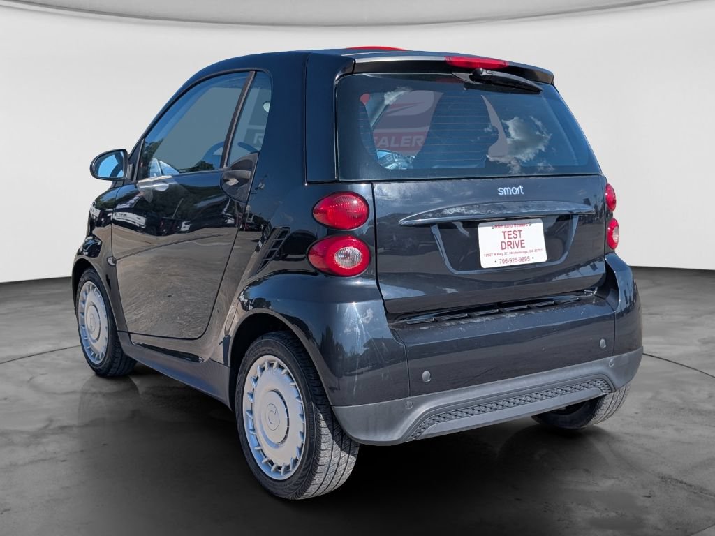 Used 2014 smart fortwo pure RWD image 5