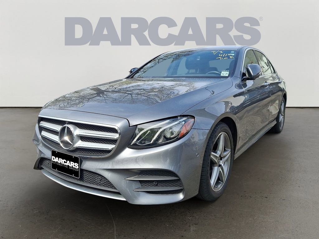 Used 2020 Mercedes-Benz E 350 4MATIC Sedan image 3