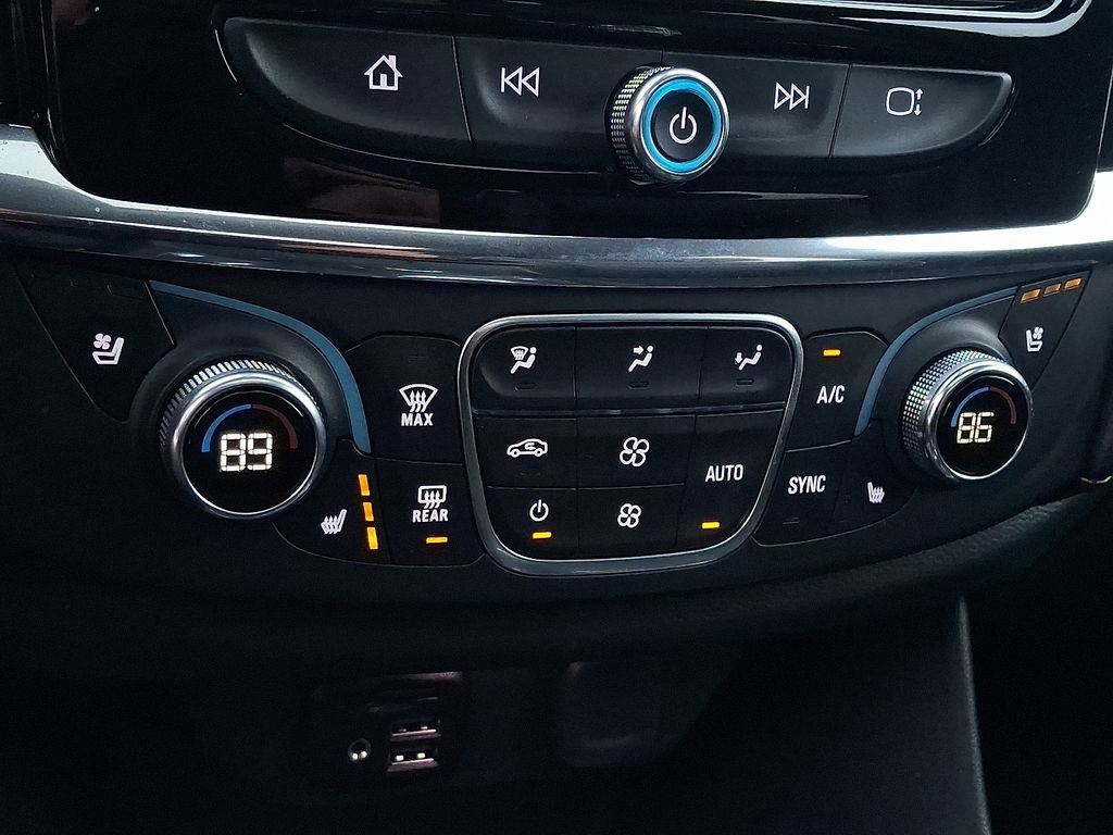 Certified 2023 Chevrolet Traverse Premier image 18