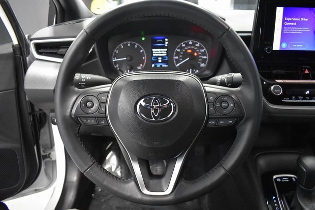 Used 2025 Toyota Corolla SE image 22