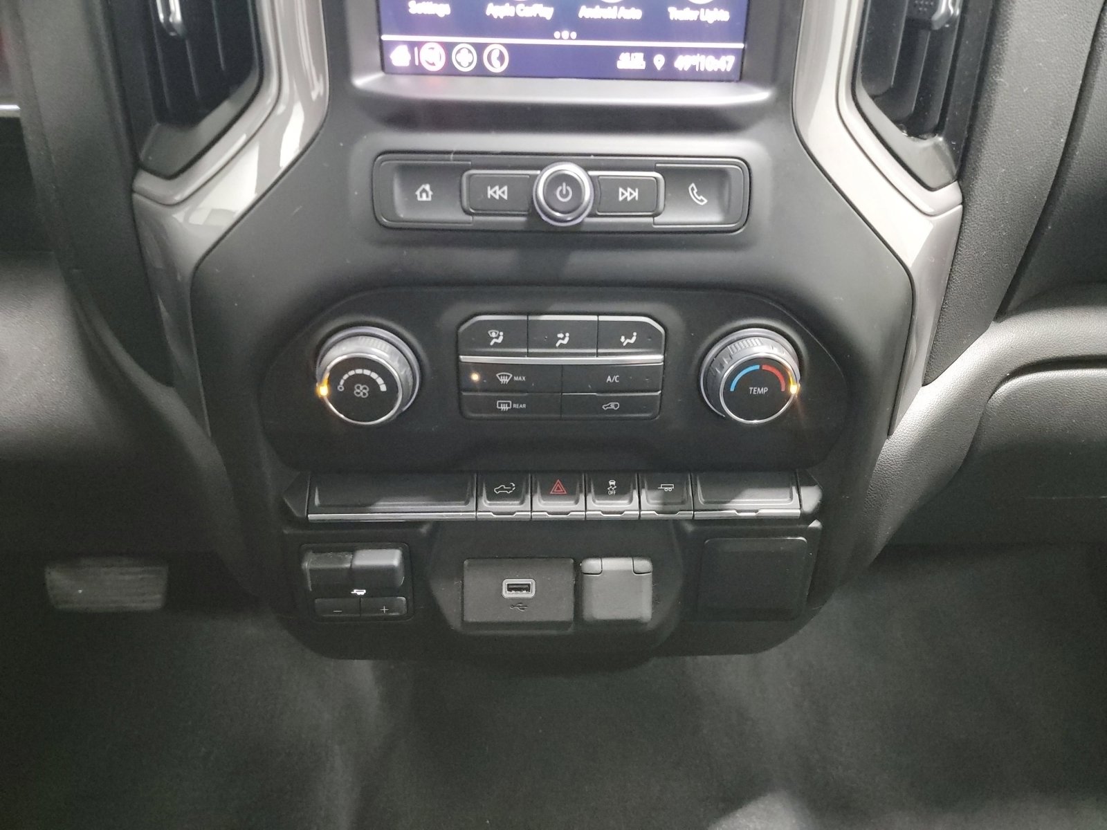 Used 2020 Chevrolet Silverado 1500 Custom w/ Custom Value Package image 21