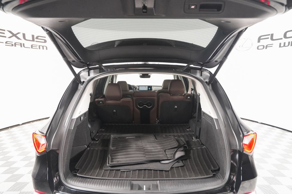 Used 2023 Acura MDX SH-AWD w/ Technology Package image 22
