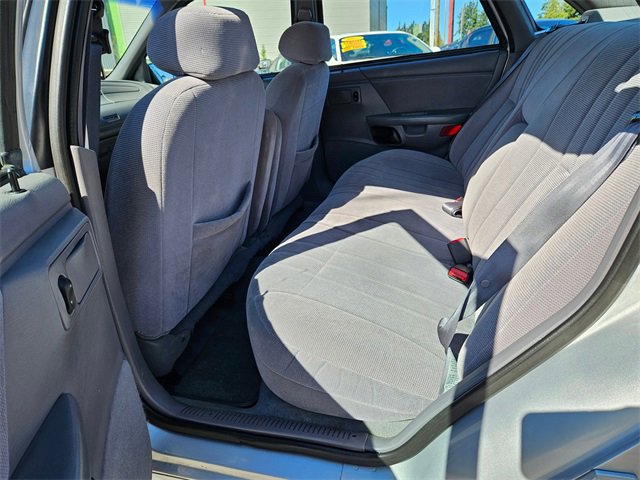 Used 1995 Ford Taurus GL image 13