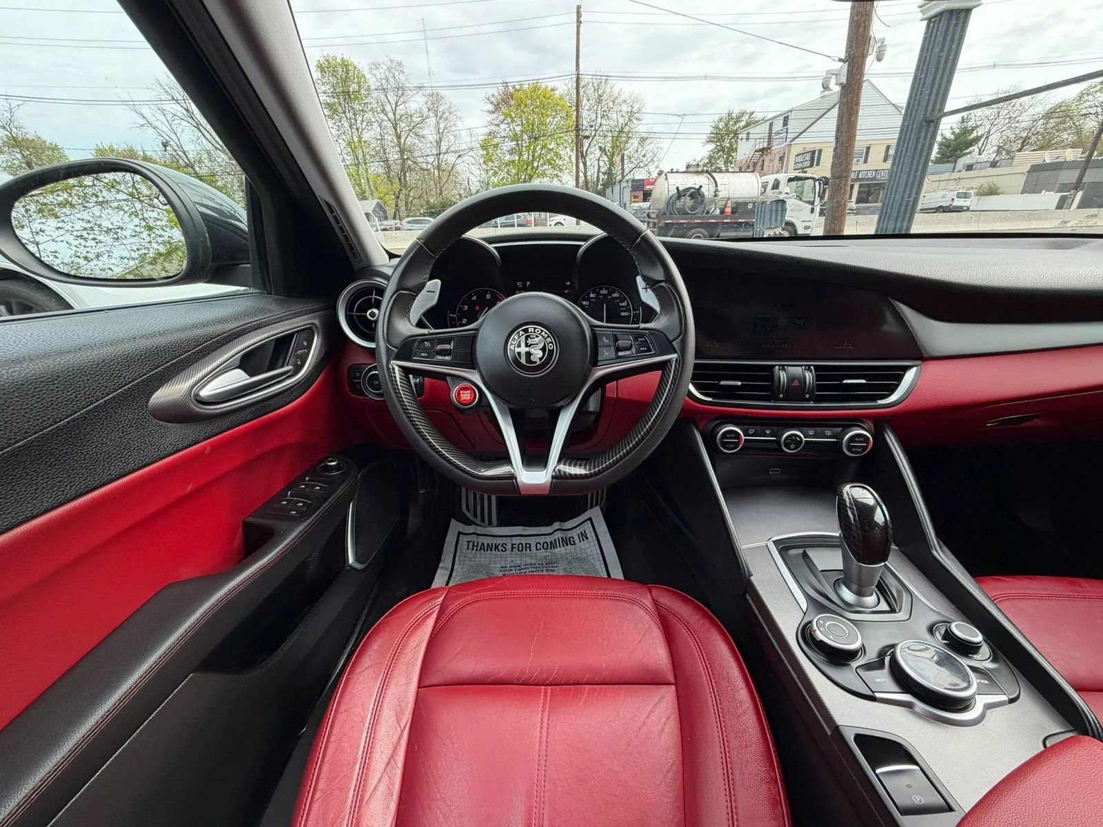 Used 2017 Alfa Romeo Giulia w/ Sport Appearance Package RWD image 15