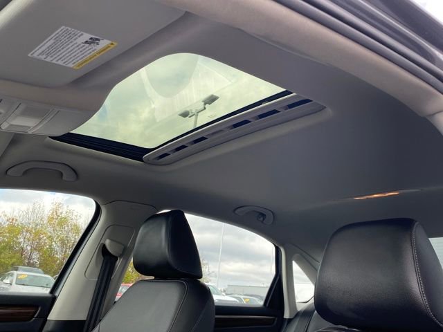 Used 2022 Volkswagen Passat 2.0T image 14