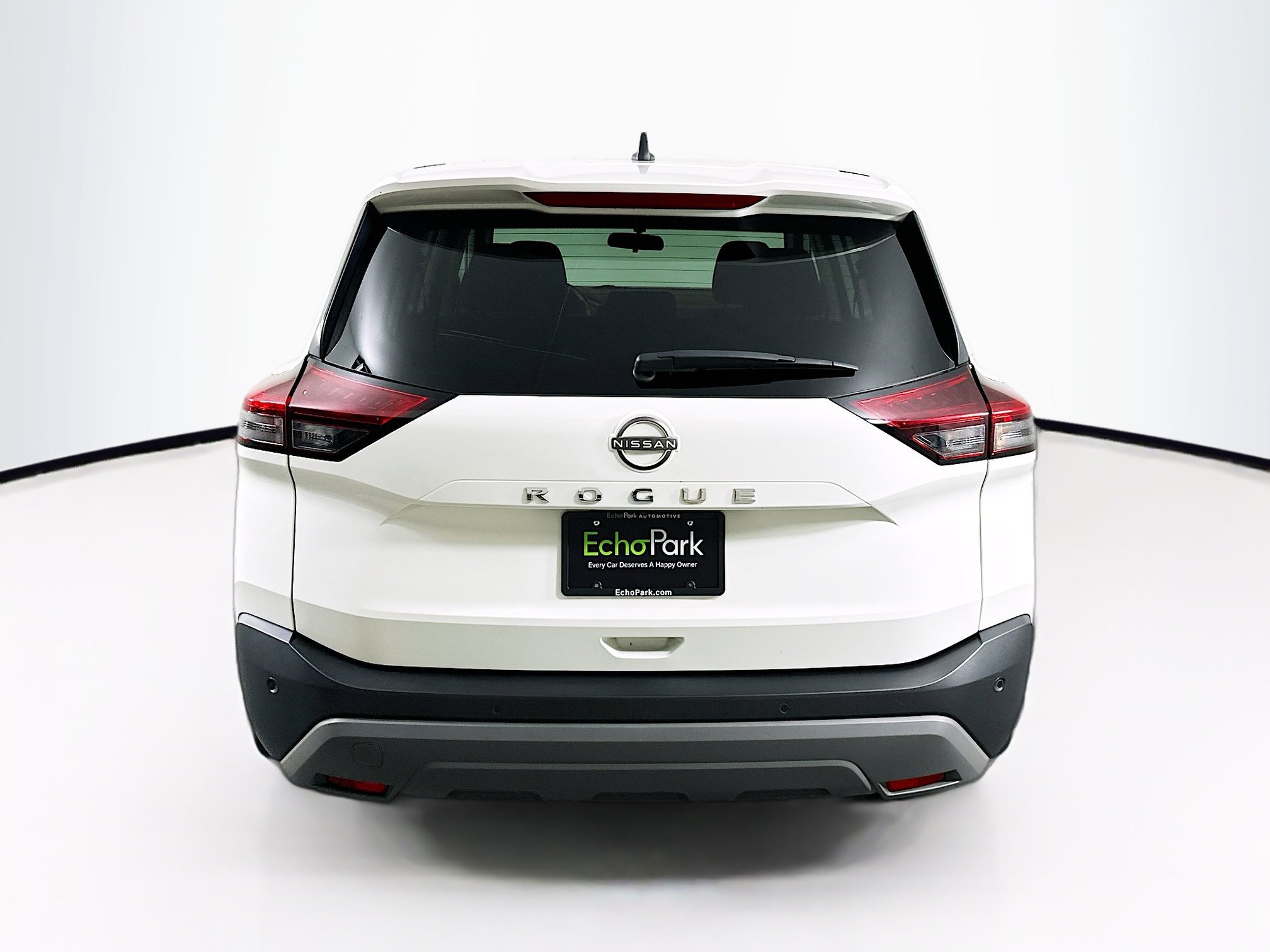 Used 2023 Nissan Rogue S image 7