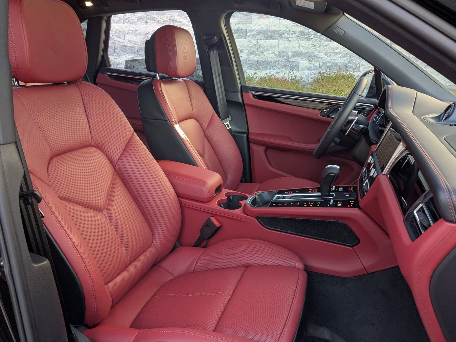 New 2026 Porsche Macan S image 26