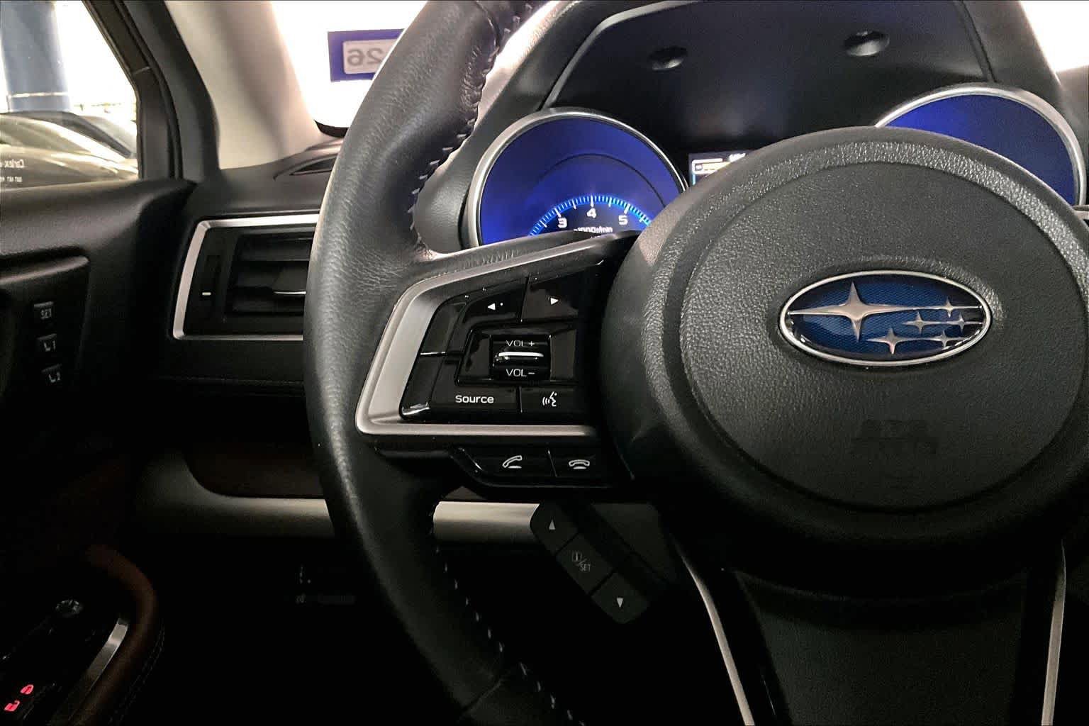 Used 2018 Subaru Outback 3.6R Touring AWD/4WD image 45