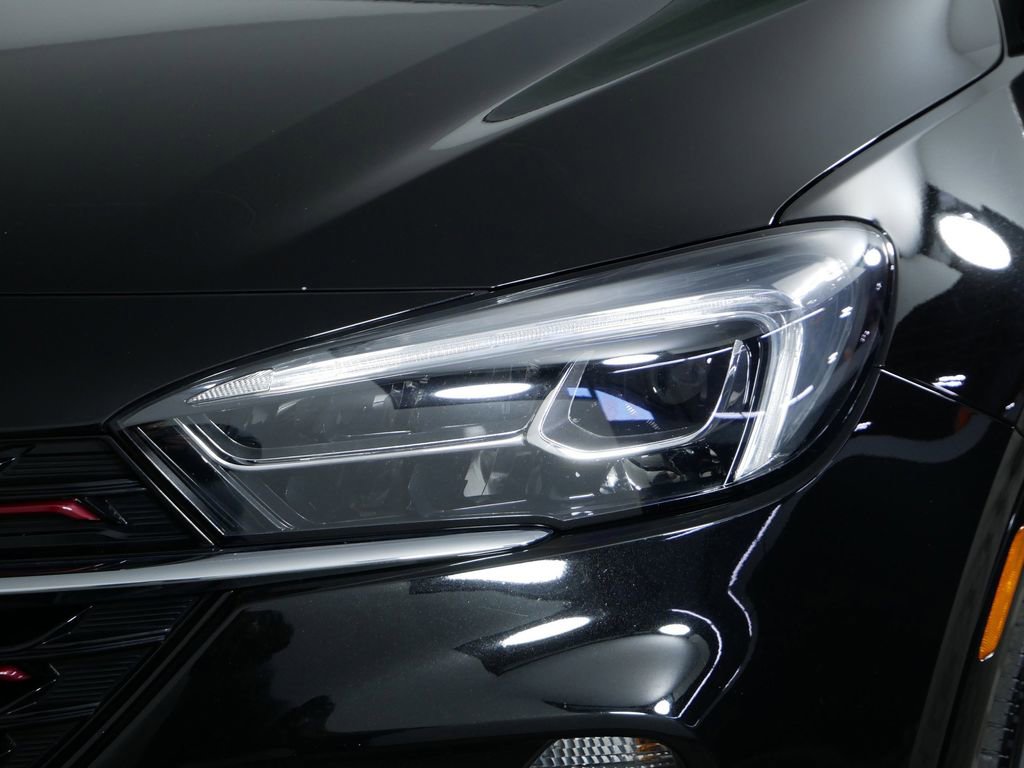 Used 2021 Buick Encore GX Essence w/ Advanced Technology Package image 14