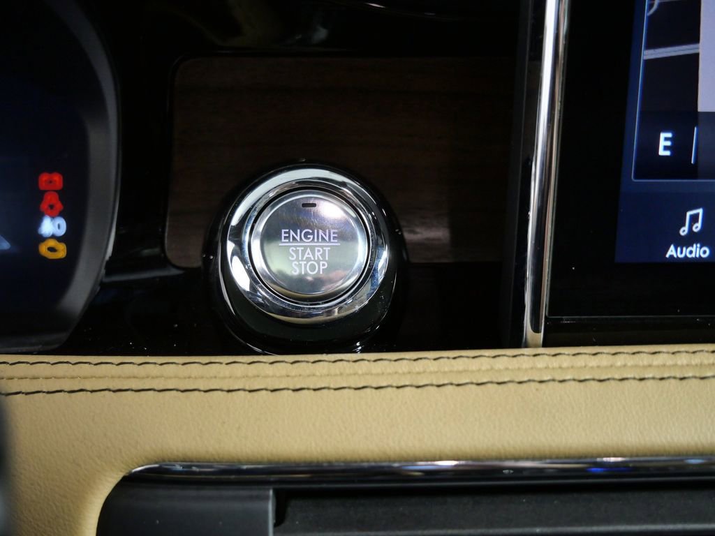 Certified 2022 Lincoln Corsair Reserve w/ Equipment Group 201A image 27