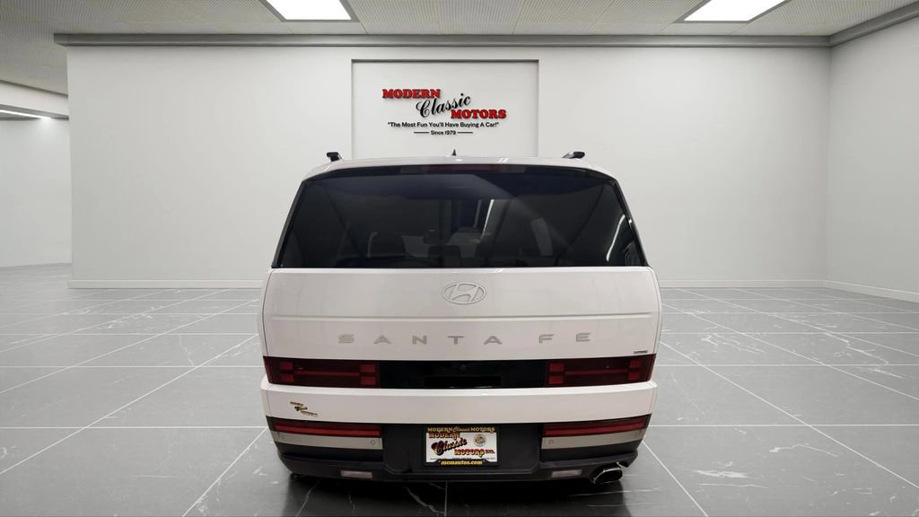 Used 2025 Hyundai Santa Fe Limited AWD/4WD image 6