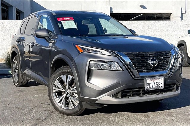 Certified 2022 Nissan Rogue SV w/ SV Premium Package image 12