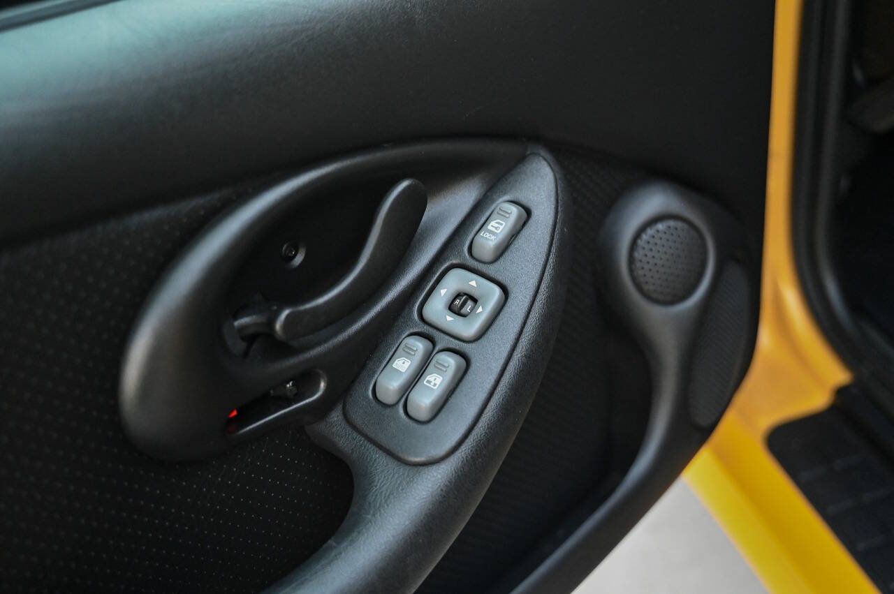 Used 2002 Pontiac Firebird Trans Am RWD image 81