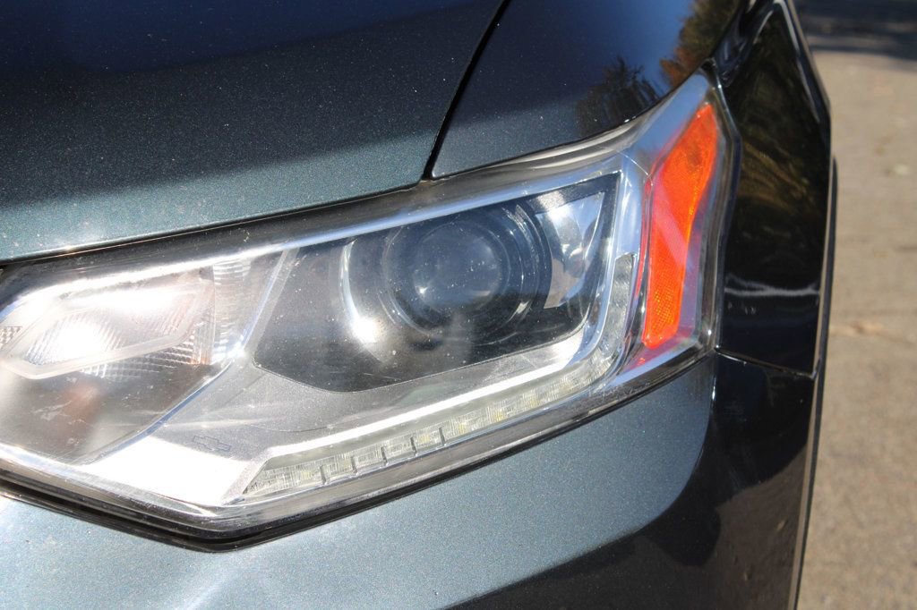 Used 2018 Chevrolet Traverse LT image 35