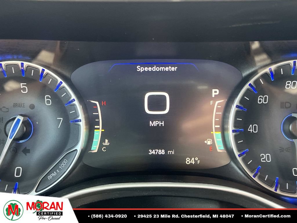 Used 2023 Chrysler Pacifica Touring-L FWD image 19