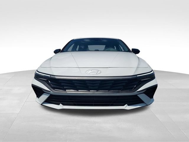 New 2026 Hyundai Elantra Sport FWD image 8