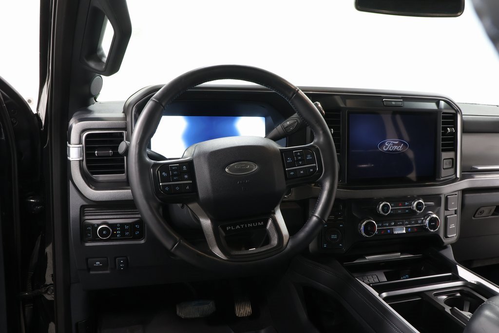 Used 2025 Ford F250 Platinum image 8