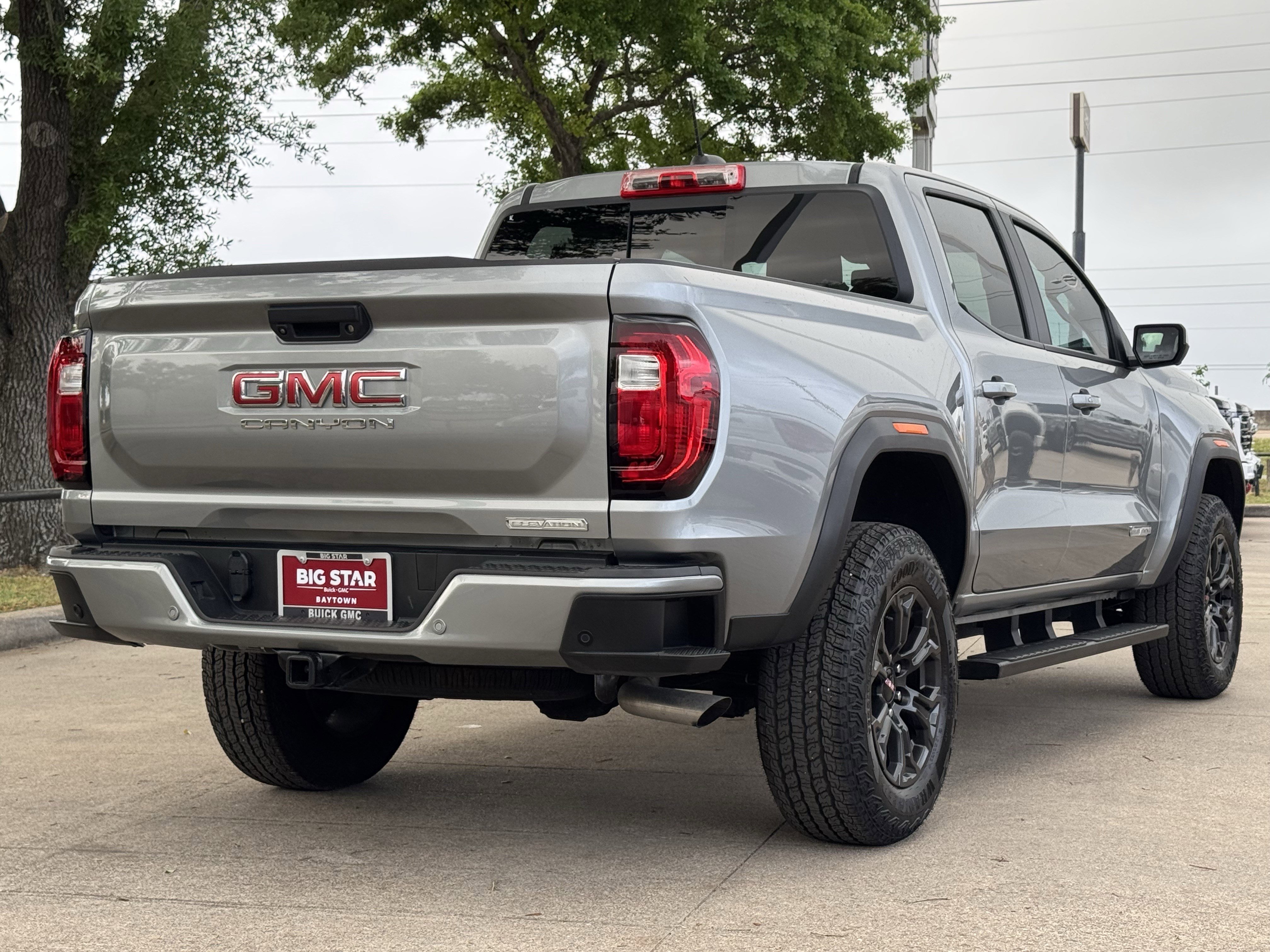 Used 2025 GMC Canyon Elevation w/ Convenience Package image 11